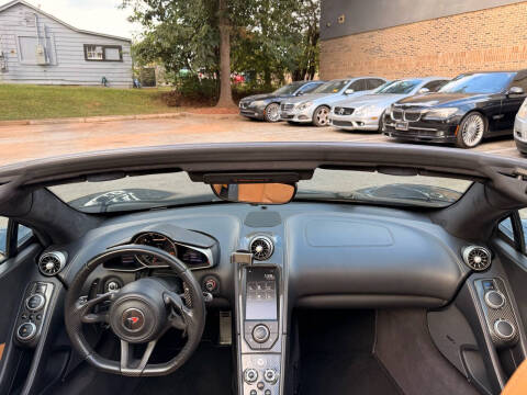 2013 McLaren MP4-12C Spider