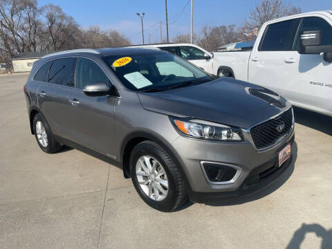 2016 Kia Sorento for sale at Azteca Auto Sales LLC in Des Moines IA