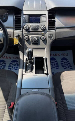 2016 Ford Taurus SEL