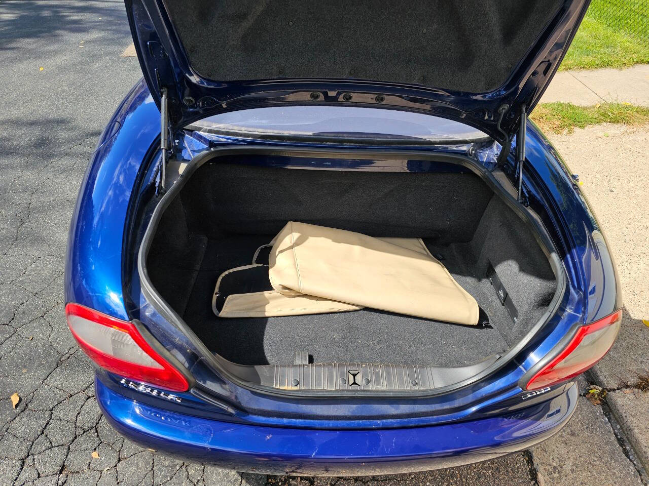 1998 Jaguar XK-Series 169