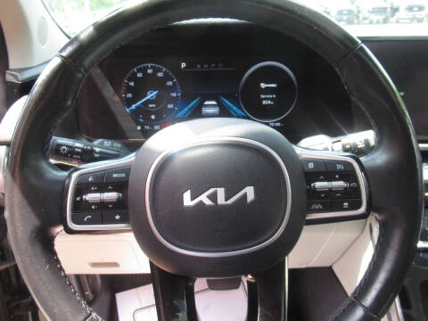 2023 Kia Carnival