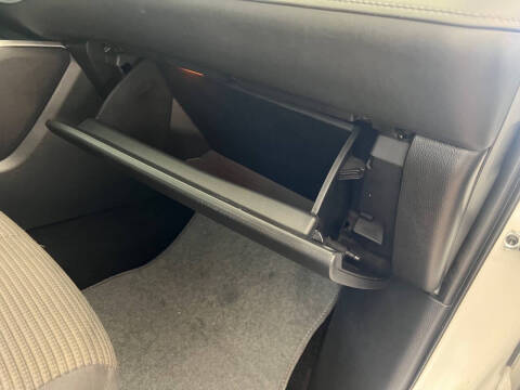 2022 Toyota Highlander L