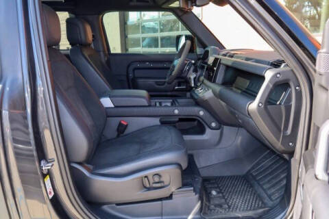 2023 Land Rover Defender 90 Carpathian Edition