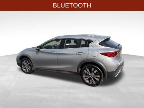 2017 Infiniti QX30 Premium