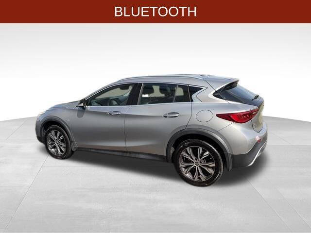 2017 Infiniti QX30 Premium