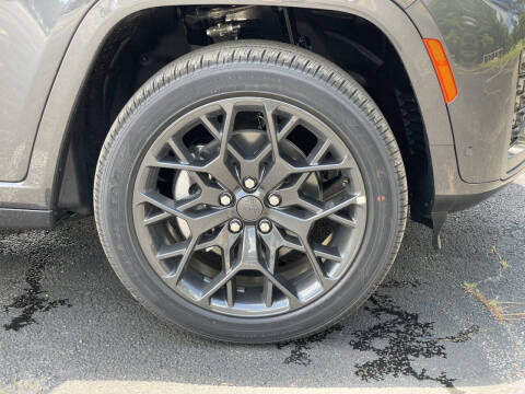 2026 Jeep Grand Cherokee L Summit