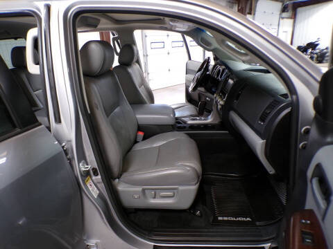 2017 Toyota Sequoia Platinum