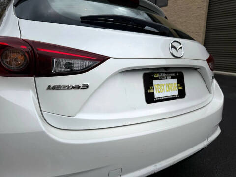 2017 Mazda MAZDA3 Grand Touring