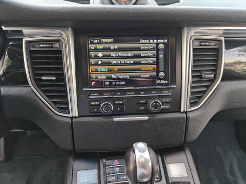 2016 Porsche Macan S