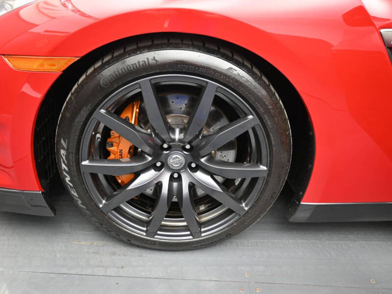 2013 Nissan GT-R Premium