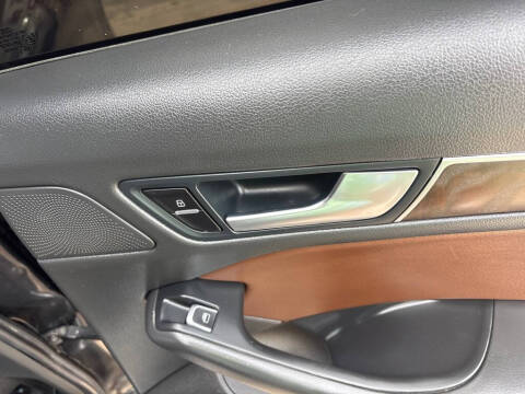 2016 Audi Q5 2.0T quattro Premium Plus