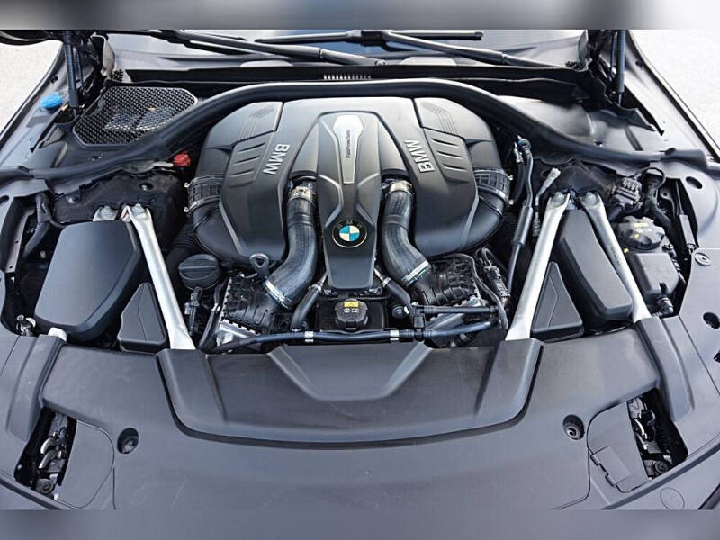 2019 BMW 7 Series 750i