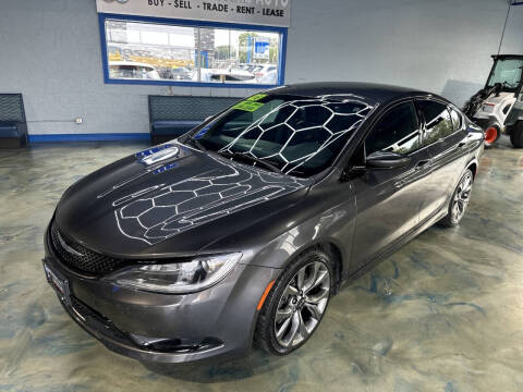 2016 Chrysler 200 S