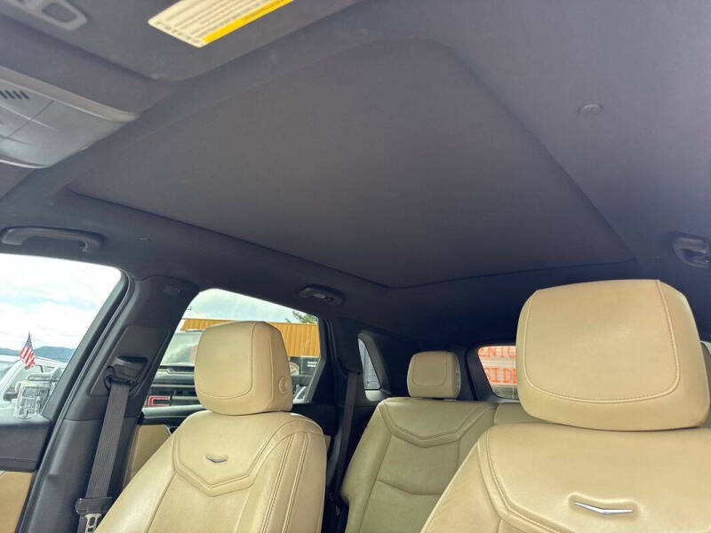 2018 Cadillac XT5 Premium Luxury