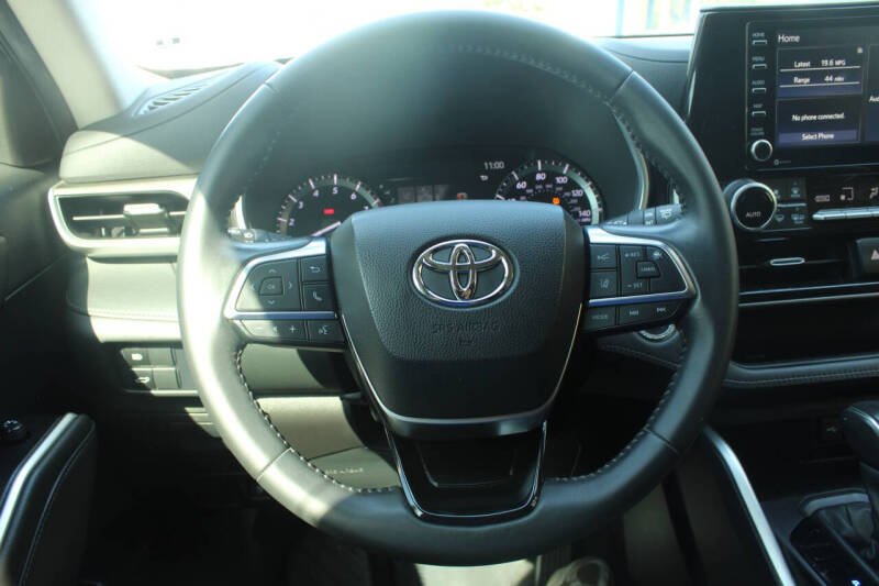 2021 Toyota Highlander XLE