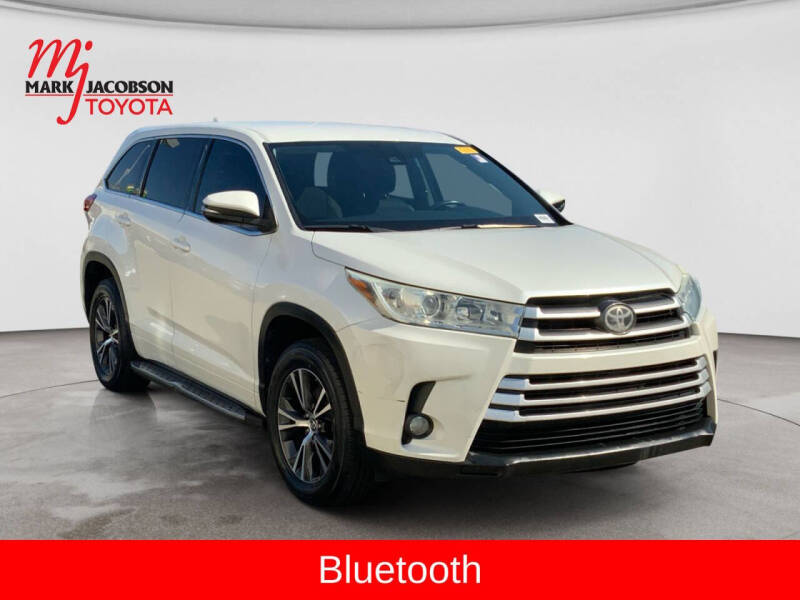 2017 Toyota Highlander LE Plus