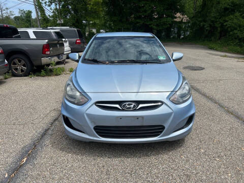 2012 Hyundai Accent GS