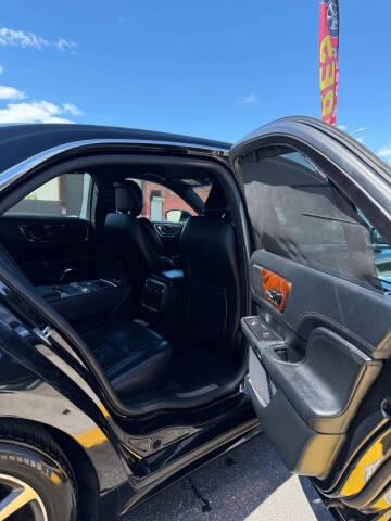 2017 Lincoln Continental Livery