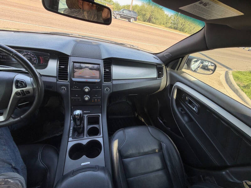 2018 Ford Taurus SEL