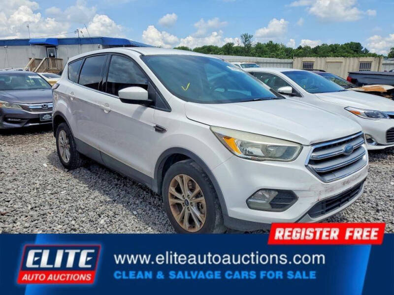 2017 Ford Escape SE