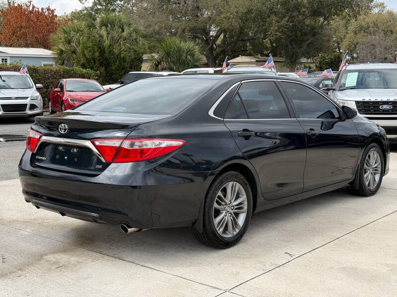 2016 Toyota Camry SE