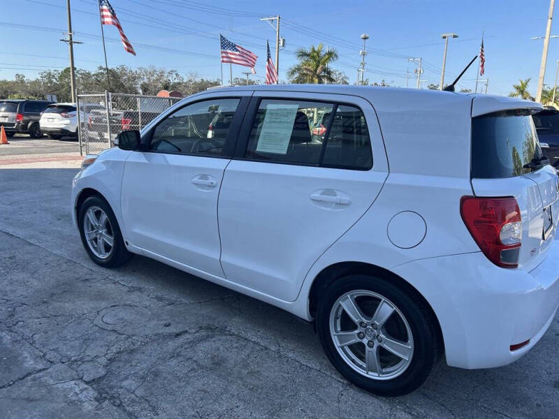 2013 Scion xD