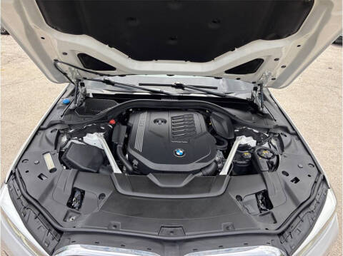 2021 BMW 7 Series 740i