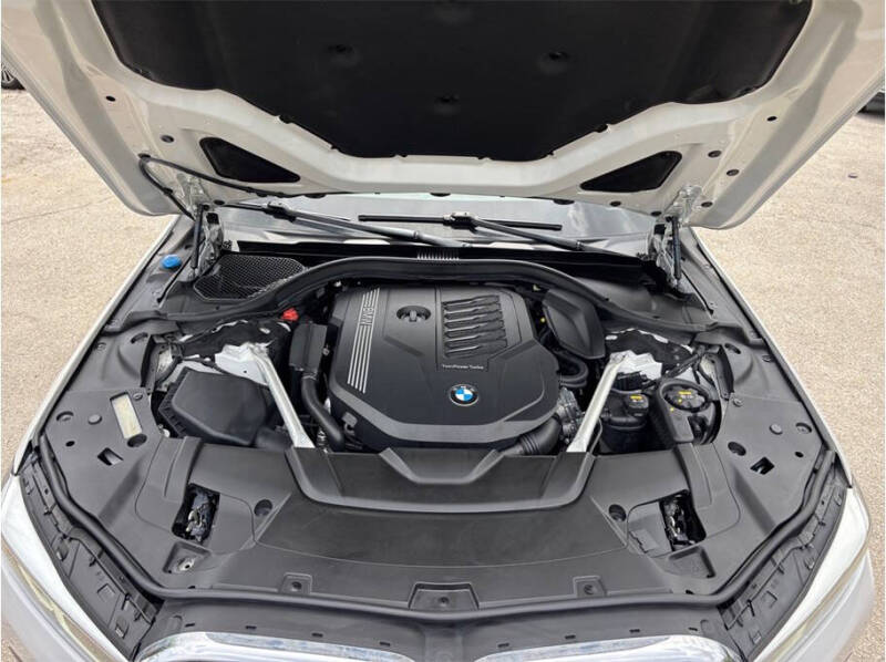 2021 BMW 7 Series 740i