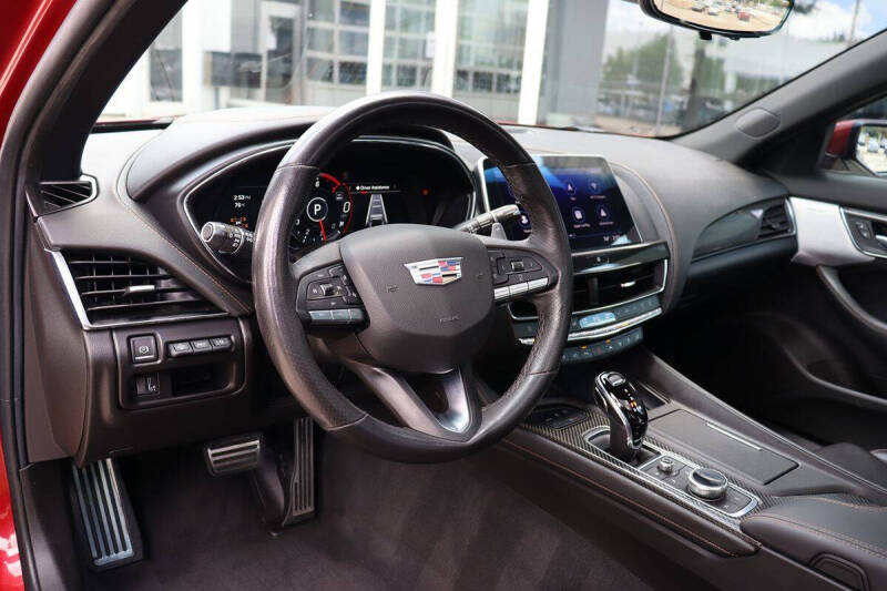 2023 Cadillac CT5 Sport