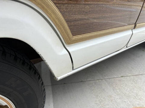 1988 Jeep Grand Wagoneer