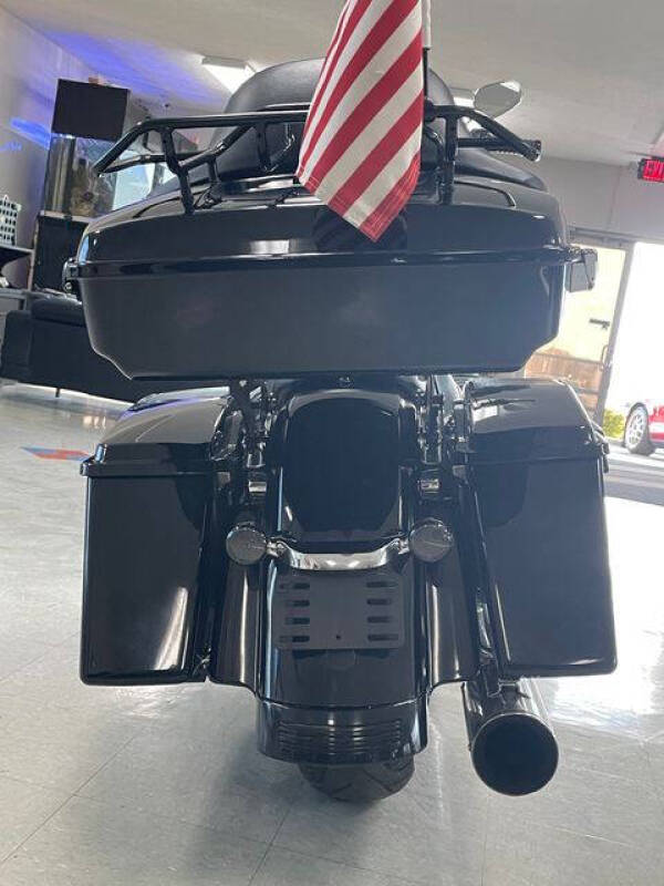 2011 Harley-Davidson 2011 HARLEY-DAVIDSON FLTRX