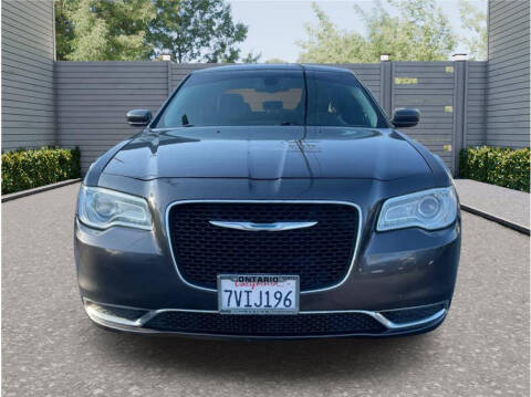 2016 Chrysler 300