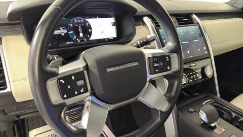 2022 Land Rover Discovery P360 S R-Dynamic