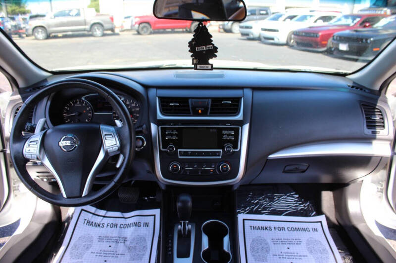 2017 Nissan Altima 2.5 SR