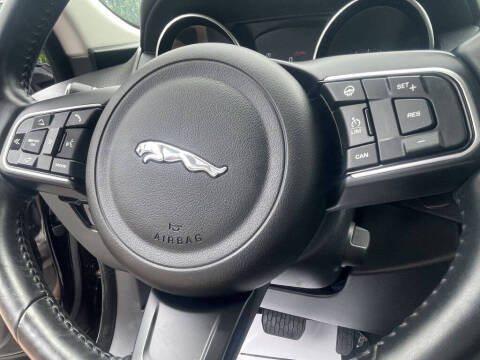 2018 Jaguar F-PACE 30t Premium