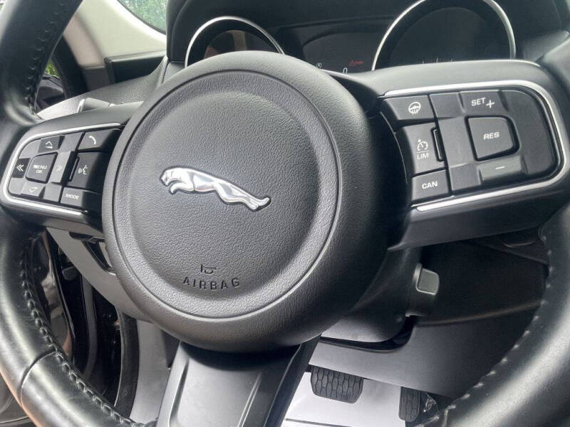 2018 Jaguar F-PACE 30t Premium