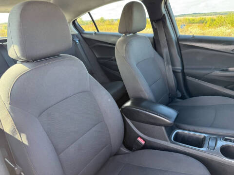 2019 Chevrolet Cruze LS