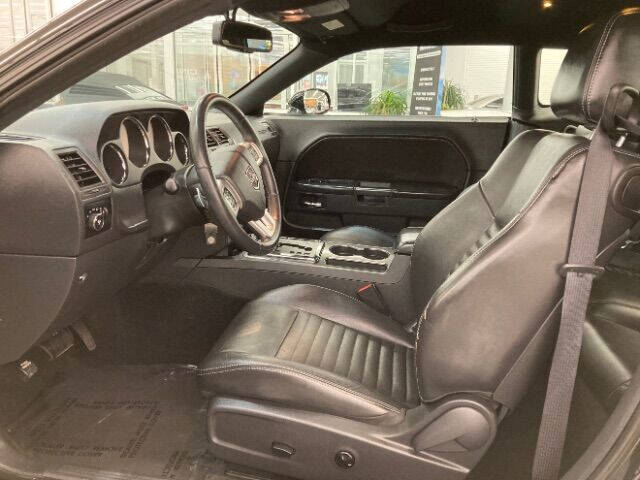 2012 Dodge Challenger SXT