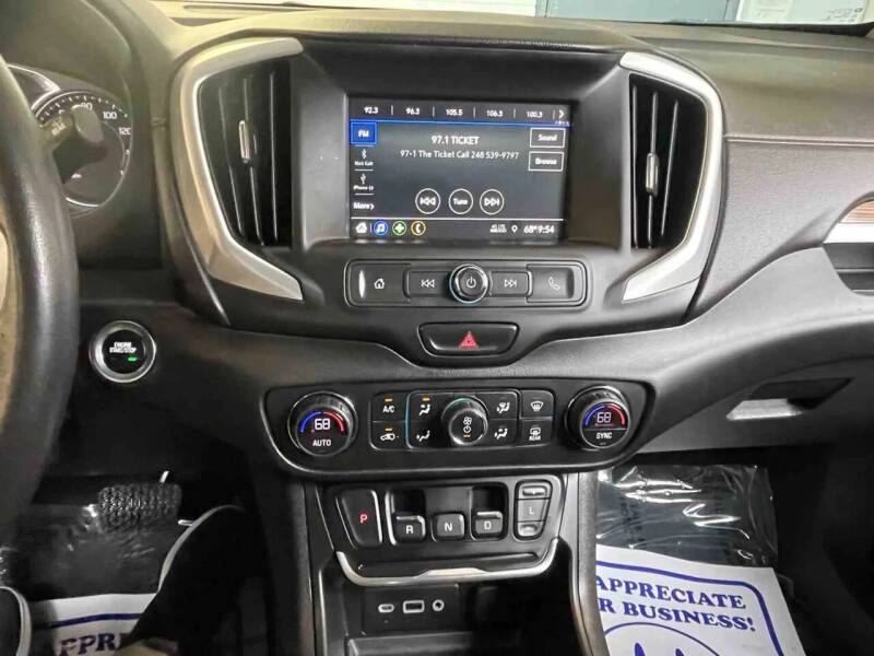 2020 GMC Terrain SLE