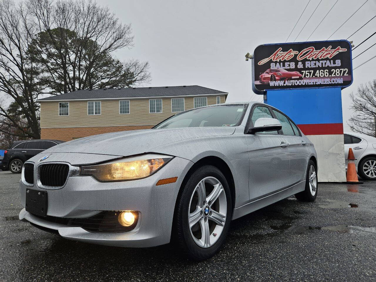 2015 BMW 3 Series 328i xDrive AWD 4dr Sedan 