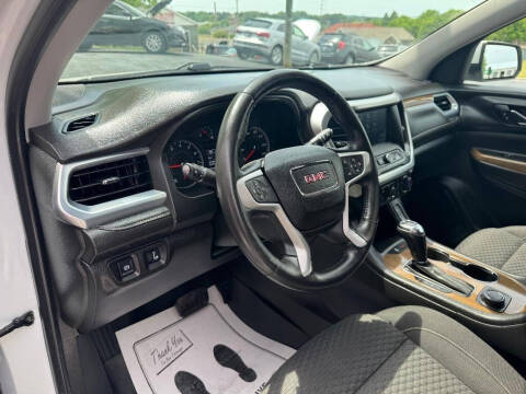 2018 GMC Acadia SLE-2