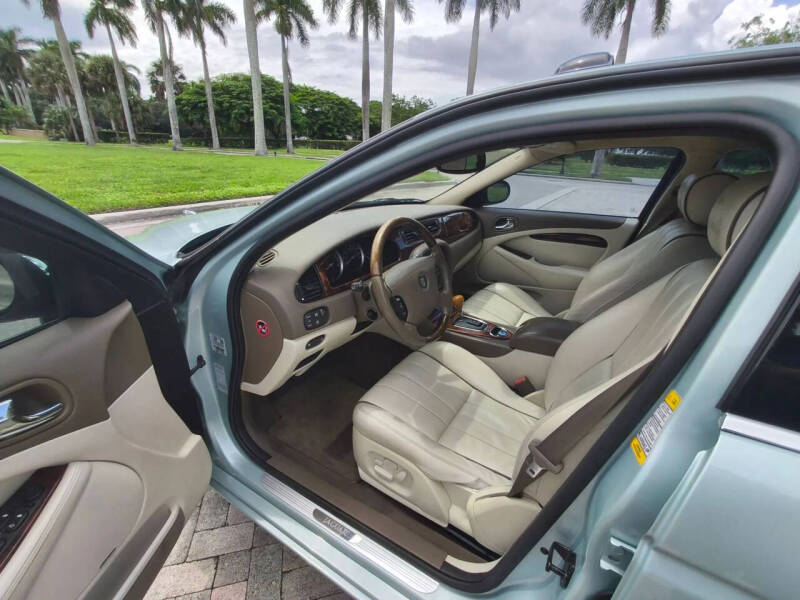 2005 Jaguar S-Type 4.2