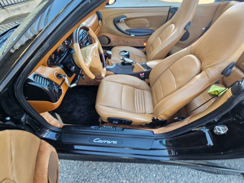 2001 Porsche 911 Carrera