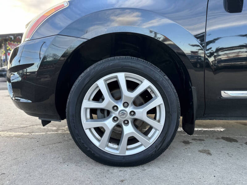 2012 Nissan Rogue SV w/SL Package