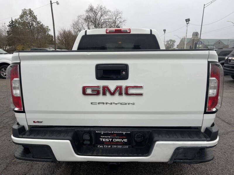 2021 GMC Canyon Elevation Standard