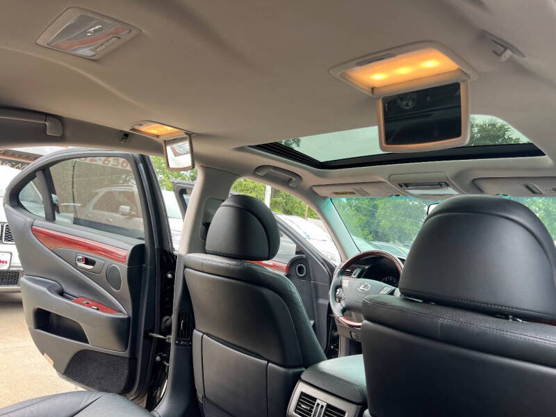 2010 Lexus LS 460