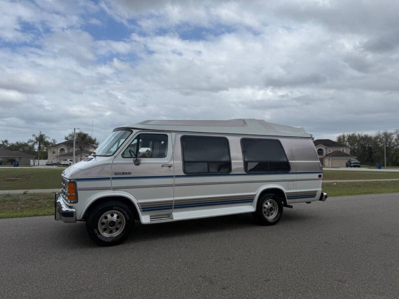 1992 Dodge Ram Van B250 Maxi