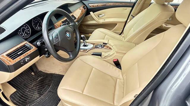 2009 BMW 5 Series 528i xDrive