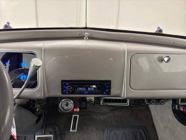 1937 Buick Roadmaster