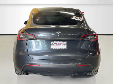 2025 Tesla Model Y Long Range